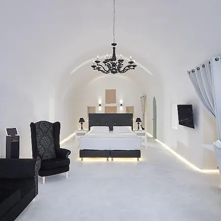 Opera Mansion Santorini Fira (Santorini)